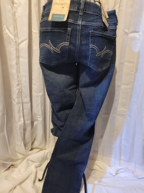 Wrangler Women's Dark Blue Boot Cut Jeans